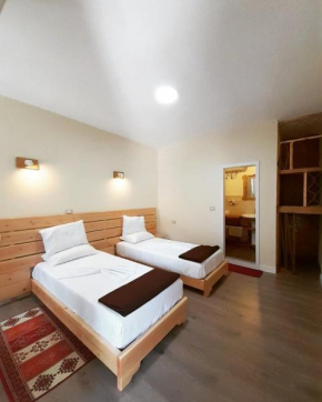 At Pikotiko's - Korca City Rooms for Rent